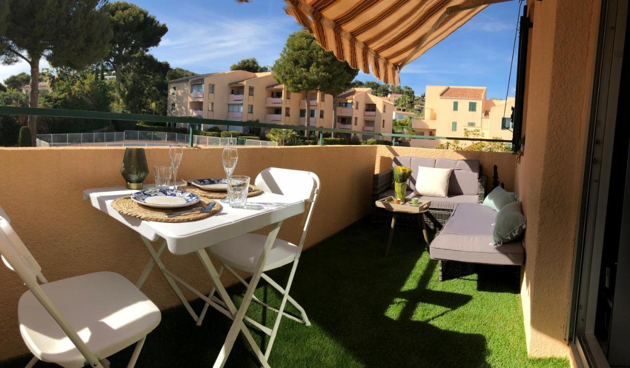 Studio Avec Terrasse Et Piscine Bandol Ngoại thất bức ảnh