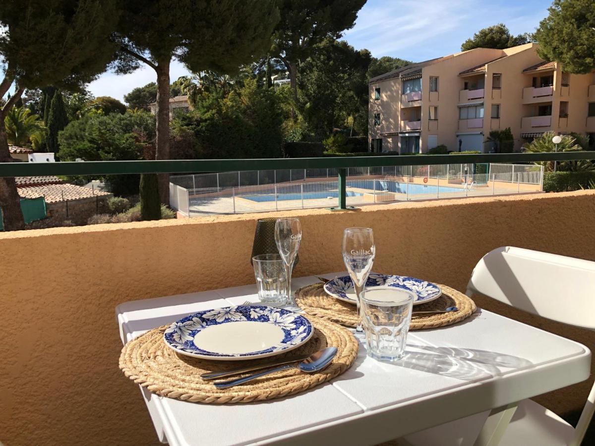Studio Avec Terrasse Et Piscine Bandol Ngoại thất bức ảnh